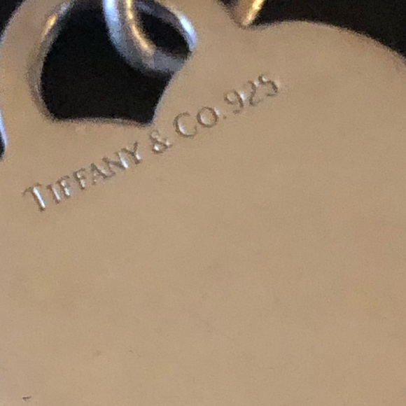 Tiffany & Co sterling heart charm bracelet, box & pouch ready for engraving! - Picture 4 of 10